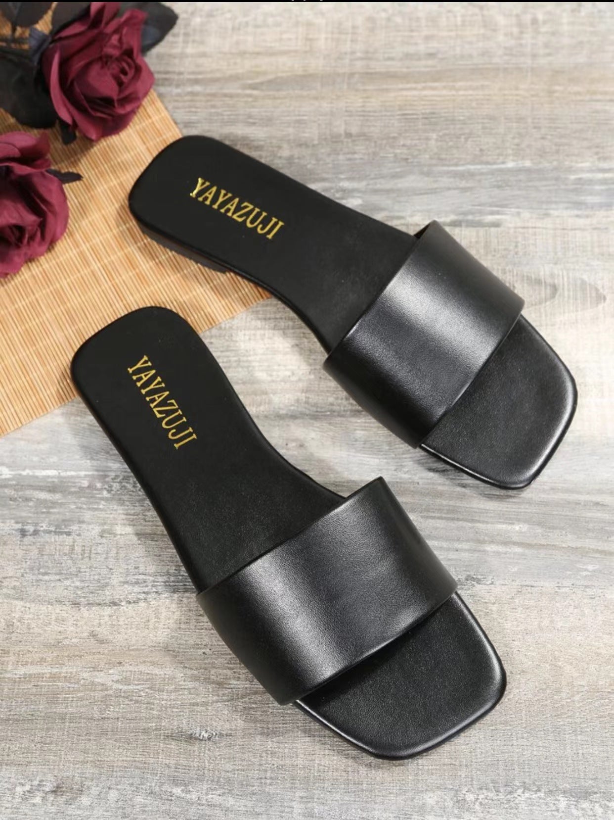 Ladies Comfortable Flat Square Head Beach Sandals