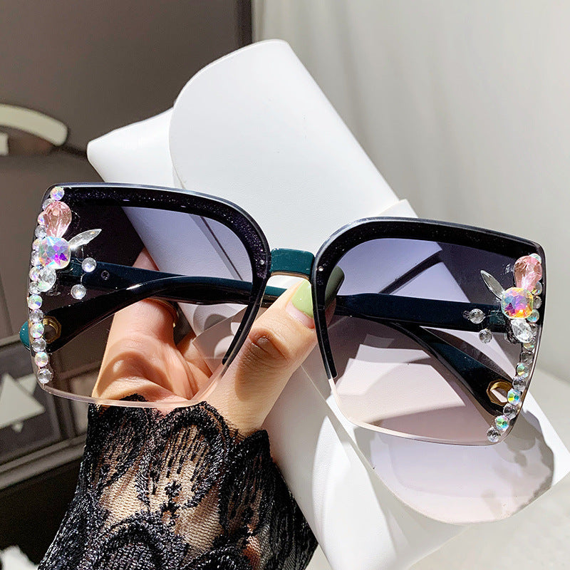 2026 Women's Oversized Diamond-Studded Sunglasses