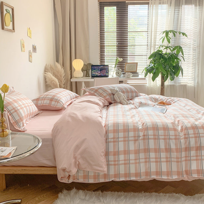 Scandinavian Fashion Quilt Sets with Soft Plaid Sheets