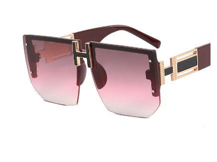 HER- she is the moment, Signature H Frame Sunglasses ￼