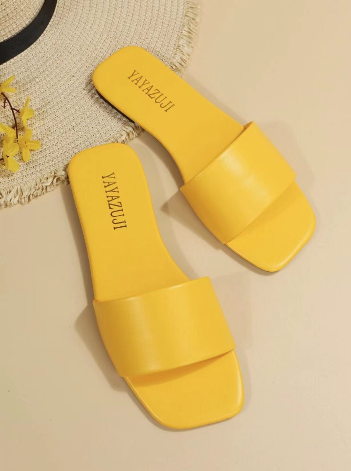 Ladies Comfortable Flat Square Head Beach Sandals